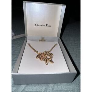 Christian Dior Rope Necklace Leaves 18 Inches Germany